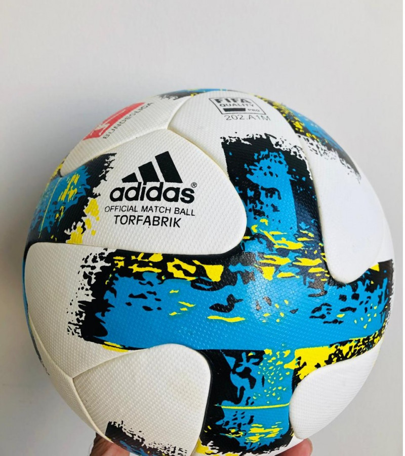 adidas torfabrik サッカーボール Bundesliga Official Match Ball of Bundesliga season 2016/2017 Adidas
