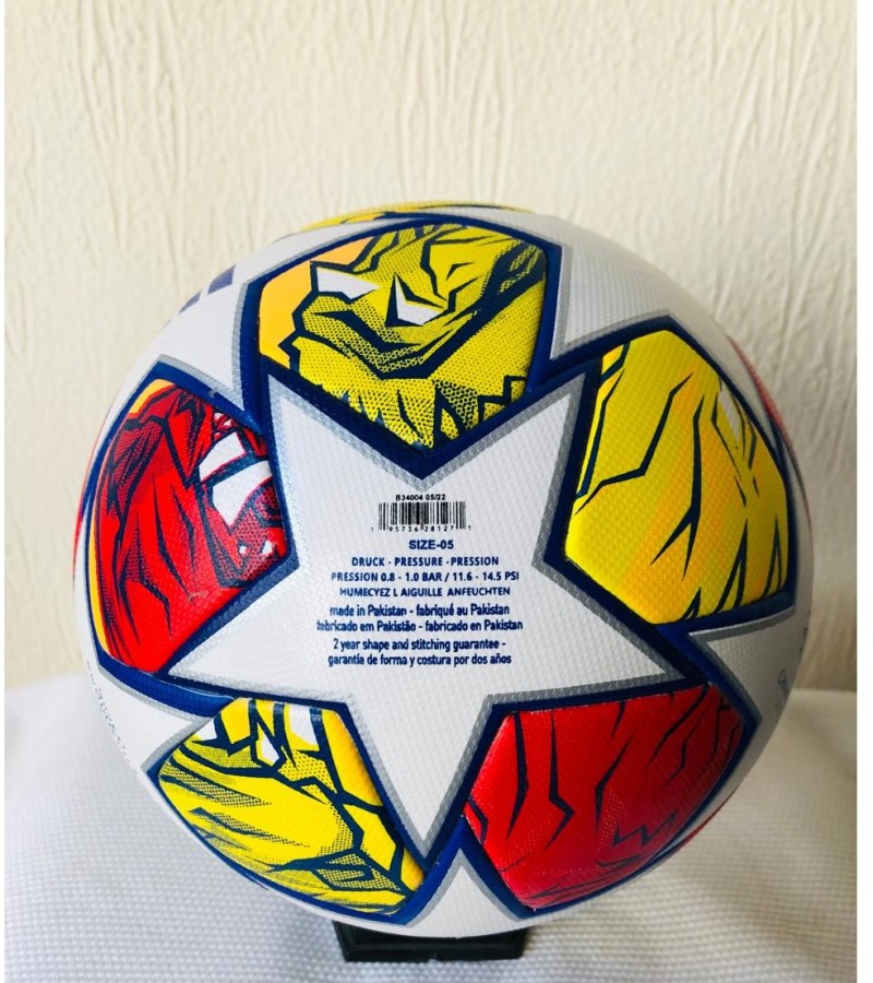 Football LONDON 24 FINAL Champions League Official Match Ball