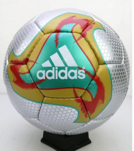 Adidas Fevernova 2002 FIFA World Cup Official Soccer Match
