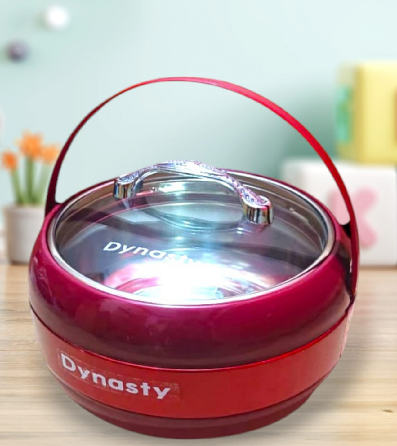 Dynasty Fancy Medium Hot Pot With Glass Lid
